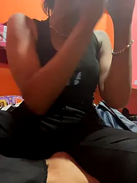 sakshi5533 online show from October 8, 2025, 2:07 pm