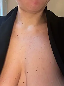 sailor titti online show from January 19, 2026, 10:08 am