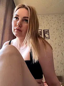 Mirenaina656 online show from October 1, 2025, 10:41 am