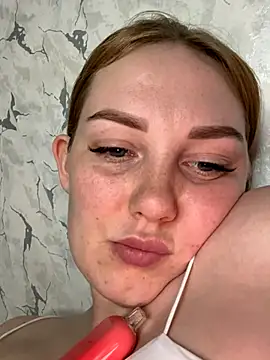 Mirenaina656 online show from October 8, 2025, 11:56 am