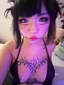 Snapshot of Kitty_yukimura chatting on November 11, 2025, 7:08 pm Kitty yukimura online show from November 11, 2025, 7:08 pm