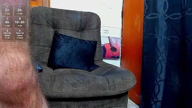  Dominikxxx  online show from April 5, 2026, 6:36 pm