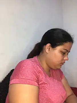 luisahot 9727 online show from February 20, 2026, 5:37 am