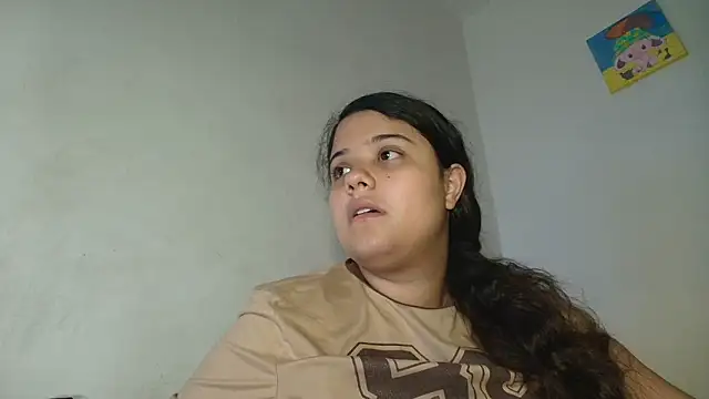 luisahot 9727 online show from April 4, 2026, 10:11 am