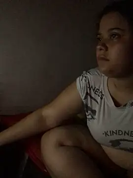 Snapshot of luisahot_9727 chatting on November 7, 2025, 5:45 am luisahot 9727 online show from November 7, 2025, 5:45 am