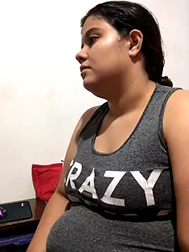 Snapshot of luisahot_9727 chatting on October 16, 2025, 4:10 am luisahot 9727 online show from October 16, 2025, 4:10 am