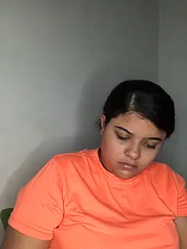 luisahot 9727 online show from April 12, 2026, 8:06 am