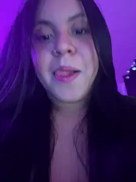 Dominic Schmit01 online show from April 8, 2026, 4:19 pm