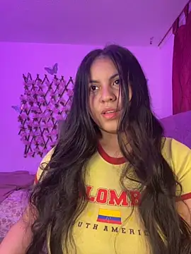 Dominic Schmit01 online show from October 28, 2025, 11:36 pm