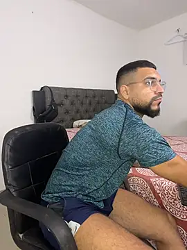 vincentjaxon online show from November 11, 2025, 10:10 am