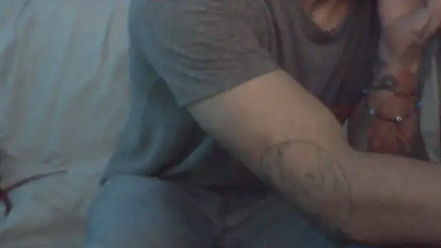 Luv2SuckBWC92 online show from March 14, 2026, 9:59 am