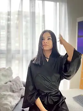 Sofi Leal online show from April 9, 2026, 12:33 pm