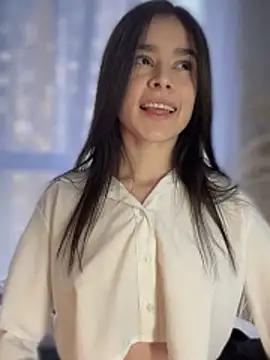 Sofi Leal online show from November 8, 2025, 11:58 am