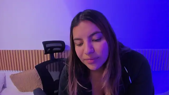 OliviaSweett online show from October 7, 2025, 6:53 pm