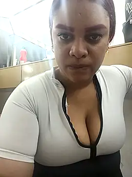 nathaliamiller online show from February 7, 2026, 7:33 pm