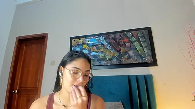 Snapshot of LunaAspen_ chatting on November 12, 2025, 5:39 pm LunaAspen online show from November 12, 2025, 5:39 pm