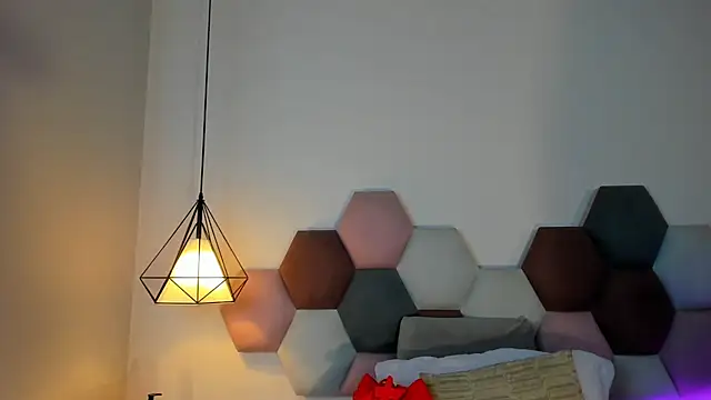 Snapshot of LunaAspen_ chatting on October 23, 2025, 5:55 pm LunaAspen online show from October 23, 2025, 5:55 pm