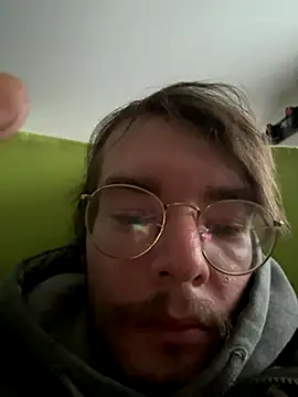 Hungboxer69 online show from October 24, 2025, 12:09 am