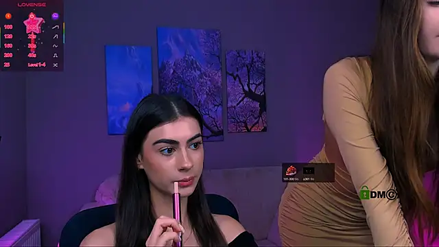 nekky mouse online show from October 10, 2025, 9:21 am