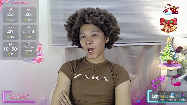 9INCHESHARDCOCK online show from December 3, 2025, 5:19 am