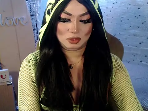 xxXMissCessXxx online show from April 8, 2026, 4:30 pm