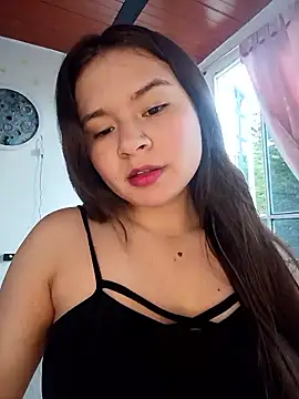 Isa Acosta online show from June 3, 2026, 1:23 pm