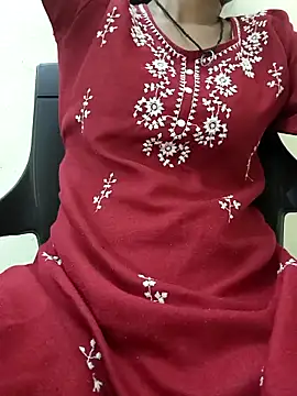 Snapshot of Alia-00 chatting on October 15, 2025, 4:33 am Alia-00 online show from October 15, 2025, 4:33 am