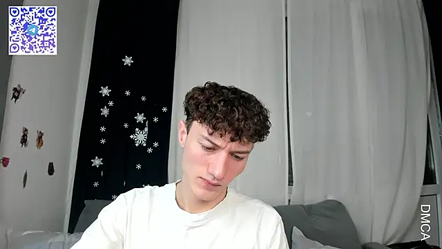 Snapshot of Kevin_Young_Cat chatting on February 11, 2026, 7:03 pm Kevin Young Cat online show from February 11, 2026, 7:03 pm