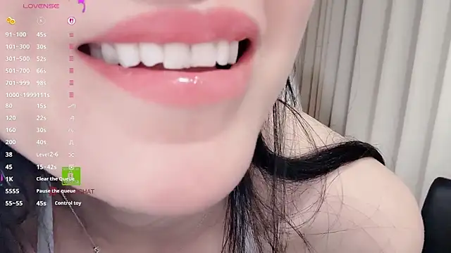 Xiatian520  online show from March 6, 2026, 7:53 pm