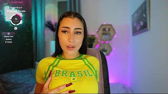 Bree  Morgan online show from December 2, 2025, 7:37 pm