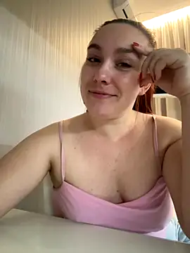 Snapshot of Sweet_lollipop25 chatting on October 20, 2025, 5:02 pm Sweet lollipop25 online show from October 20, 2025, 5:02 pm