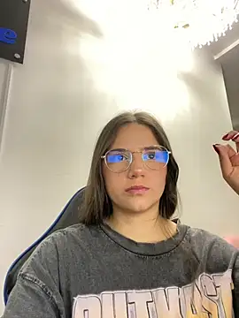 LilithAbril online show from November 23, 2025, 4:00 am