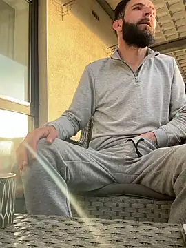 Michel huge online show from April 8, 2026, 6:09 pm