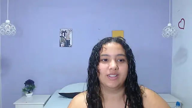 Snapshot of penelope_gucci1 chatting on November 7, 2025, 11:59 am penelope gucci1 online show from November 7, 2025, 11:59 am