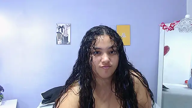 Snapshot of penelope_gucci1 chatting on October 13, 2025, 11:56 am penelope gucci1 online show from October 13, 2025, 11:56 am