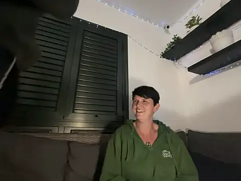 backdoorgalore4you online show from January 5, 2026, 9:51 pm