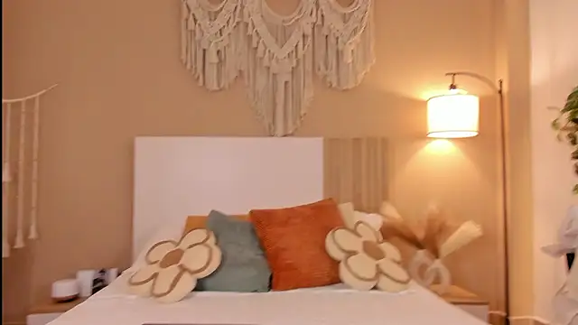 Snapshot of Camila_Bustamante chatting on February 9, 2026, 7:23 pm Camila Bustamante online show from February 9, 2026, 7:23 pm