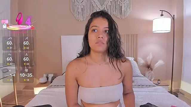 Snapshot of Camila_Bustamante chatting on May 29, 2026, 1:39 pm Camila Bustamante online show from May 29, 2026, 1:39 pm