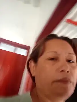 marinita13 online show from April 17, 2026, 7:17 pm