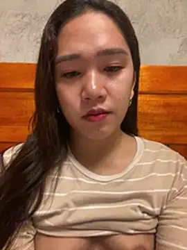 Snapshot of slut_clio chatting on February 15, 2026, 1:32 pm slut clio online show from February 15, 2026, 1:32 pm