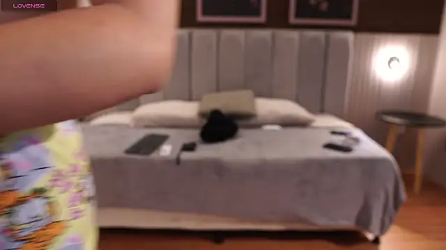 Ariaa Isabell online show from October 27, 2025, 6:20 pm