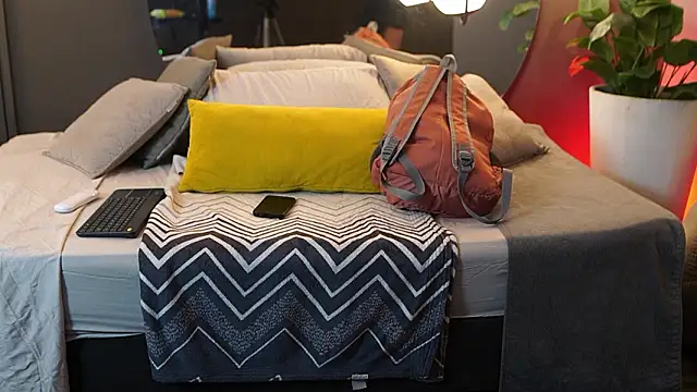 Ariaa Isabell online show from March 3, 2026, 6:26 pm