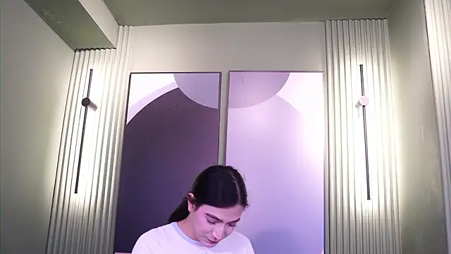 Snapshot of Ariaa_Isabell chatting on July 11, 2026, 1:11 pm Ariaa Isabell online show from July 11, 2026, 1:11 pm