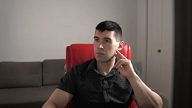 Sand0w online show from April 3, 2026, 5:52 pm