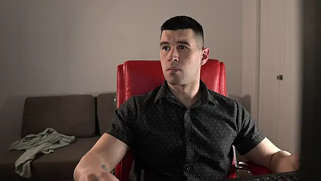 Sand0w online show from April 14, 2026, 9:31 pm