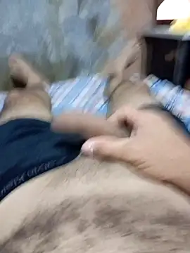 NAUFRAGO 17CM online show from April 21, 2026, 12:12 am