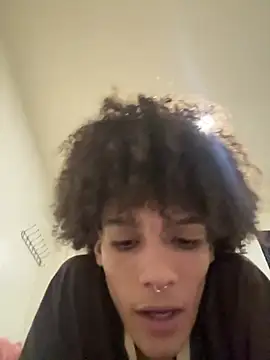 Snapshot of Max_Rain chatting on February 9, 2026, 1:58 am Max Rain online show from February 9, 2026, 1:58 am