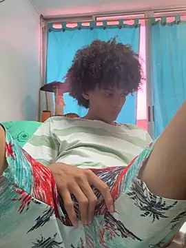 Snapshot of Max_Rain chatting on April 2, 2026, 12:45 pm Max Rain online show from April 2, 2026, 12:45 pm