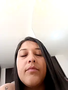 Snapshot of Ammberly__Adam23 chatting on November 17, 2025, 5:17 pm Ammberly Adam23 online show from November 17, 2025, 5:17 pm