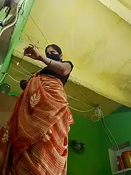 Suhani cuty online show from November 4, 2025, 8:29 am